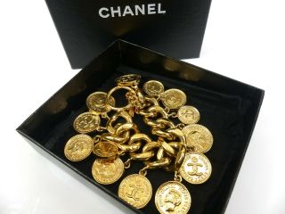 R1639 Auth Chanel Vintage Gold Plated Cc Coin Charm Chain Bracelet