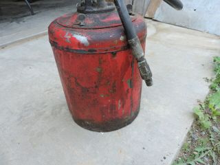 Vintage IH/International Harvester 5 Gallon Grease Lube Can Bucket w/ Pump (VCE) 4