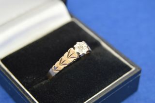 Vintage 9ct Gold Ring With Diamond Chip Solitaire - 3.  1g - 1981 - Uk Ring Size U