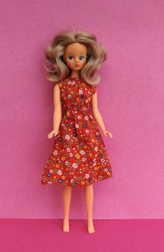 Rare Vintage 1970 ' s Mary Quant Daisy doll in dress 3