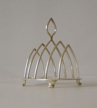 A Sterling Silver Toast Rack London 1921 Goldsmiths & Silversmiths Co 82 Grams 2