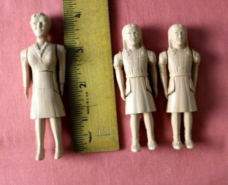 RENWAL Vintage DOLLHOUSE FAMILY Jointed Natural HARD PLASTIC Nos 41 42 43 44 3