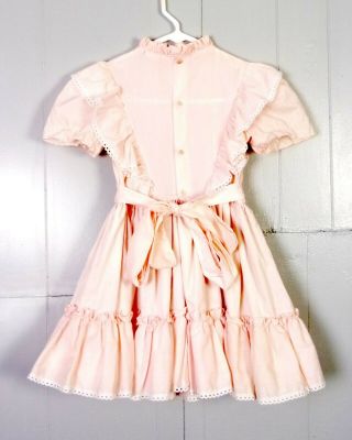 vtg Martha ' s Miniatures We ' re Fussy Soft Pink Lace Ruffle Dress Sash w/ Bell 6X 3