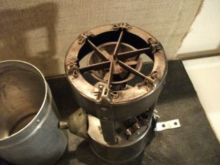 Vintage Coleman No.  530 A47 Single Burner Camp Stove with Case & Funnel 2