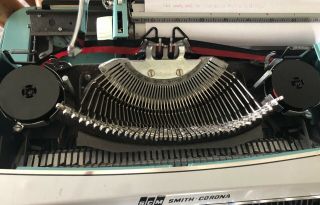 Vintage Smith Corona Corsair Deluxe Portable Typewriter Teal Blue w/Case 5