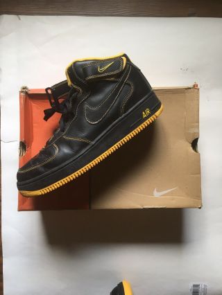 Vintage 2001 Nike Air Force One Mid Le Black Yellow Size 10.  5 Killer Bee Og