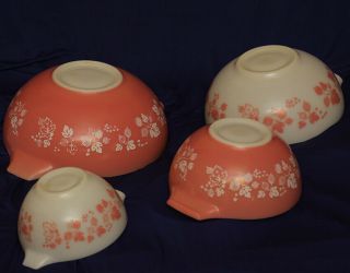 VINTAGE PINK PYREX GOOSEBERRY CINDERELLA MIXING BOWL SET 4 - 2