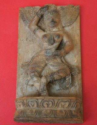 GOOD QUALITY UNUSUAL INDIAN HAND CARVED WOODEN STANDING FEMALE DANCING FIGURE NR 2