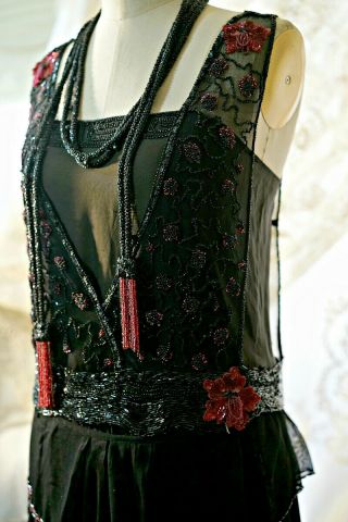 Antique vtg 1920s flapper dress,  beaded net,  sequin,  strong and wearable M - L 5