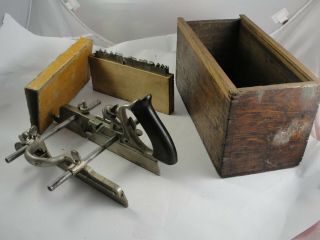 Vintage STANLEY No 45 Combination Plane,  accessories and 23 Cutters 3