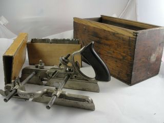 Vintage STANLEY No 45 Combination Plane,  accessories and 23 Cutters 4