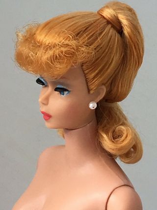 5 Or 6 Ponytail vintage Barbie - pretty 4