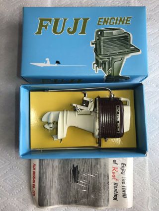 1966 Fuji 15 RC Outbord Model Marine Engine Toy Boat Motor.  15 Vintage Box 2