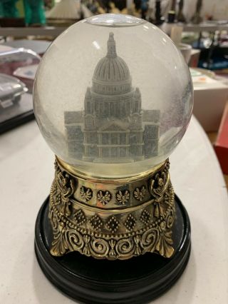 Rare Disney Mary Poppins Cathedral Snow Globe