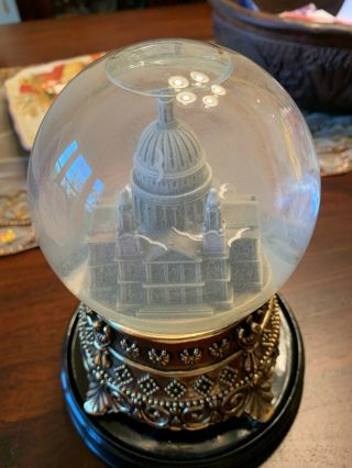 RARE Disney Mary Poppins Cathedral Snow Globe 6
