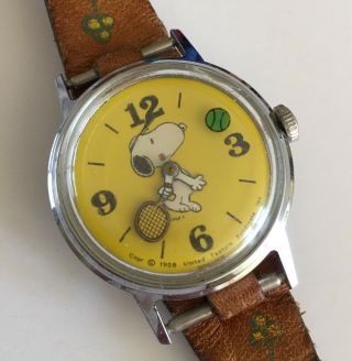 Vintage Snoopy Tennis Watch 1958 Yellow Peanuts Wind Up Leather Band Got
