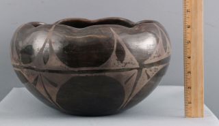 Large Antique Circa - 1900 Santa Clara Pueblo American Indian Black Pottery Bowl