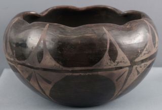 Large Antique Circa - 1900 Santa Clara Pueblo American Indian Black Pottery Bowl 2