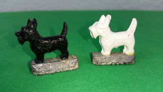 Vtg 1950s Tricky Dogs Plastic Magnet Black White Terrier Magic Trick 2