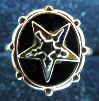 Oes 10k Gold Onyx Ring Vintage Size 8 - 8.  25 Side Detail Enamel Eastern Star