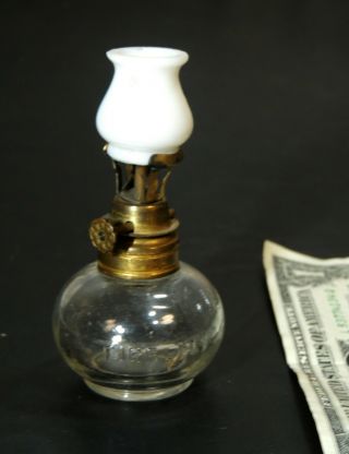 Antique Vtg 4 " Miniature Oil Lamp Fire Fly Cigar Lighter Shade For Bracket/table