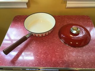 Vintage True Red and White Enamelware Lotus Pan with Teak Handle 3