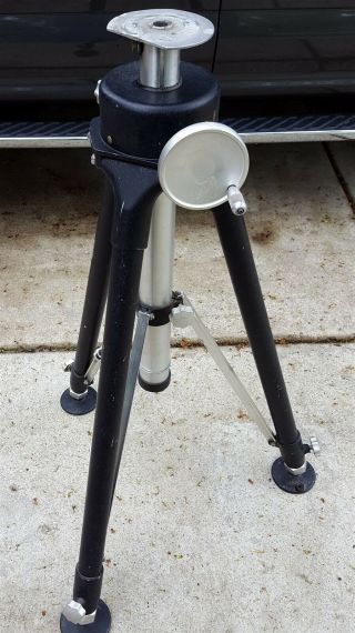 QuickSet Hercules Vintage 5302 Tripod w/ Geared Elevator and Head Plate 3 10