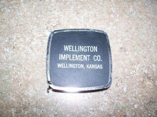 Vintage Advertising JOHN DEERE tape measure Wellington Implement Co.  Kansas 2