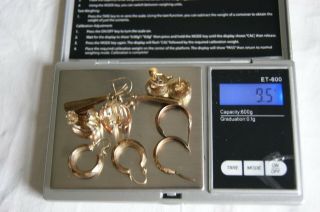 5 X Pairs Of Vintage Solid 9ct Gold Earings 9.  5g