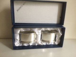 Cased Pair Vintage Continental 800 Silver Napkin Rings