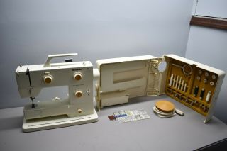 Vintage Bernina Nova 900 Sewing Machine & Attachments Case Extension Table