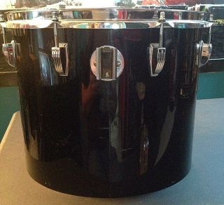 Vintage 1970 ' s Ludwig Black Vistalite Concert Tom 15 