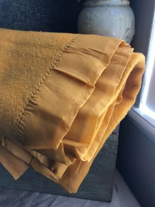 Vintage Woolrich Pearce 100 Wool Satin Trim Mustard Large Blanket 73x78 USA 2