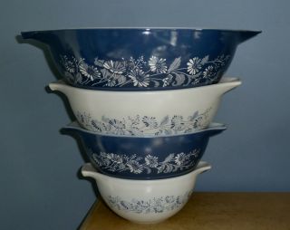 Vintage Set 4 Glass Pyrex Colonial Mist Mixing Nesting Cinderella Bowls