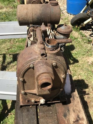 Vintage Briggs and Stratton Motor • NP • Type 306561 •• SEARS Pump Engine 5