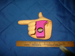 HTF The Fickle Finger Of Fate Squirt Gun Hand Shape 1994 China 2