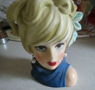 VINTAGE ENESCO LADY HEADVASE HEAD VASE WITH SIDE PASTEL BOW 2