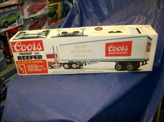 Amt Coors Fruehauf Reefer Trailer Plastic Model Kit 5203 1/25 Scale Vintage