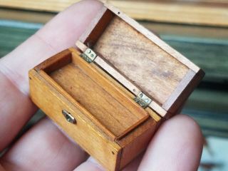 Antique Dollhouse Miniature Artisan Wood Box 1:12 6