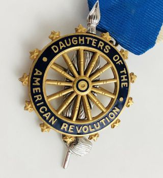 Vintage DAR Daughters Of The American Revolution J E Caldwell Gold Filled Pin 3