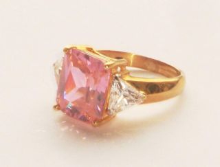 VERY LARGE HEAVY STUNNING VINTAGE EMERALD CUT 8ct FIERY PINK TOPAZ GOLD RING 3