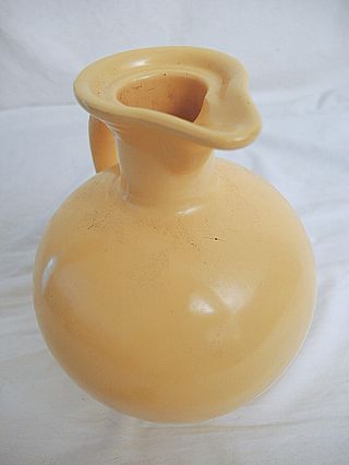 VINTAGE FIESTA WATER JUG/CARAFE W CORK ON LID - 1930 ' S FIESTAWARE - DEEP YELLOW 5