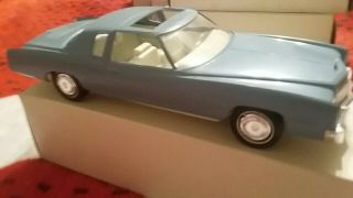 Johan 1/24 Scale 1975 Cadillac Eldorado Promo In Jennifer Blue