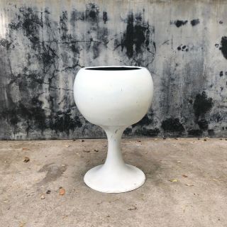 1990s Vintage Tulip Base Planter White Fiberglass