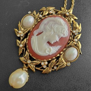 Signed KJL for AVON Vintage Cameo Pearl Rhinestone Brooch Pin & Earrings SET L35 2