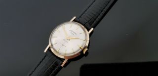 Rotary 9ct Gold Vintage 1960 ' s Gents Hand Wound Mechanical Mid Size Watch. 2