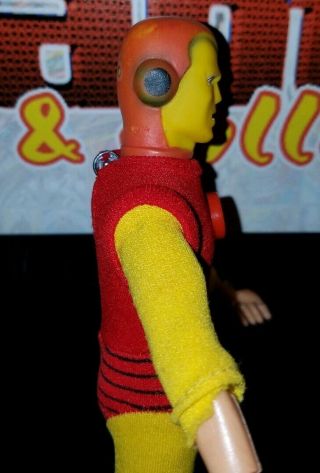 Vintage Mego Iron Man WGSH.  Marvel Avengers 1974 Extra Suit.  Read. 8