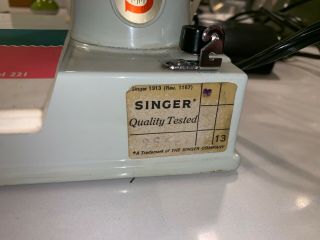 Vintage 221K Featherweight Singer White Sewing Machine w/Case 7