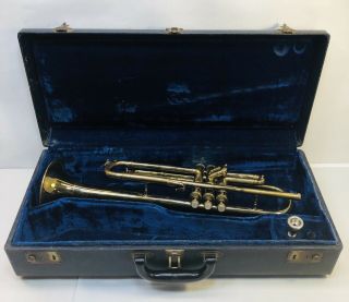 Vintage Cg Conn Ltd Trumpet Elkhart Usa 22b With Hard Case 252526