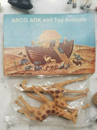 1970s Arco Gasoline Noahs Ark Animals Giraffes Skunks Lions Deer Turtles Rhinos 2